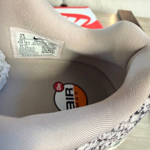 Nike Air Max Premium Python - Picture 6 of 6